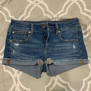 SUPER COMFY American Eagle jean shorts